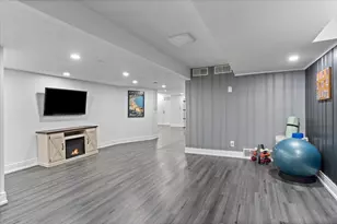 6455 N Talman Ave, Chicago, IL 60645 - Photo 38