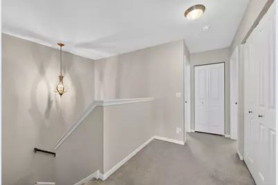 862 W Chase Lane, Palatine, IL 60067 - Photo 16