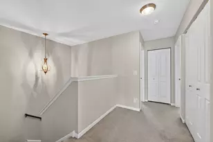 862 W Chase Ln, Palatine, IL 60067 - Photo 16