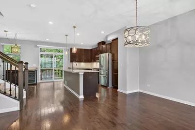 862 W Chase Lane, Palatine, IL 60067 - Photo 6