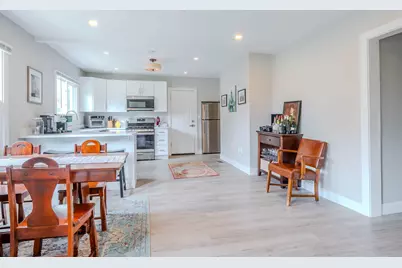 522 N Central Avenue #1, Highwood, IL 60040 - Photo 4