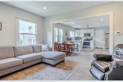 522 N Central Avenue #1, Highwood, IL 60040 - Photo 2