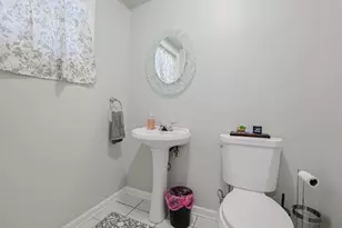 3046 S 24th Ave, Broadview, IL 60155 - Photo 14