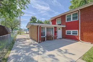 3046 S 24th Ave, Broadview, IL 60155 - Photo 2