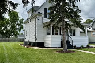 419 Rockwell St, Kewanee, IL 61443 - Photo 2