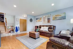 761 N Willow Rd, Elmhurst, IL 60126 - Photo 4
