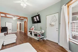 5106 W Fulton St, Chicago, IL 60644 - Photo 6