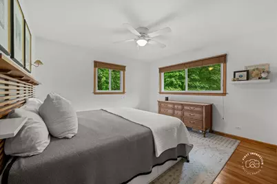 27W755 Robin Lane, West Chicago, IL 60185 - Photo 8
