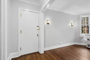 598 Sheridan Square, Evanston, IL 60202 - Photo 6