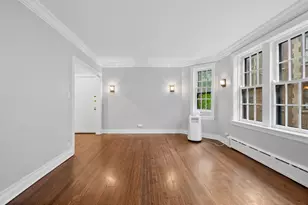 598 Sheridan Square, Evanston, IL 60202 - Photo 8