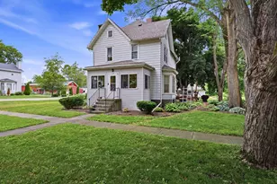 219 N Hickory St, Wenona, IL 61377 - Photo 34
