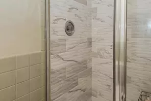 6301 N Sheridan Rd, Chicago, IL 60660 - Photo 12