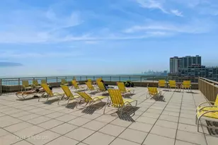6301 N Sheridan Rd, Chicago, IL 60660 - Photo 16