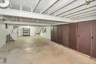 1020 Dartmouth Dr, Wheaton, IL 60189 - Photo 28