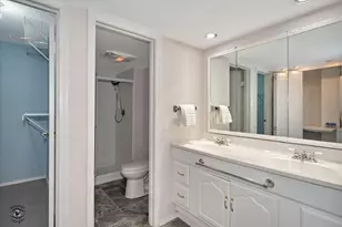 1020 Dartmouth Dr, Wheaton, IL 60189 - Photo 20