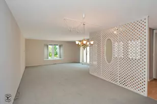 1020 Dartmouth Dr, Wheaton, IL 60189 - Photo 10