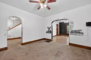 536 N 7th St, Dekalb, IL 60115 - Photo 10