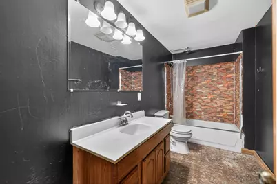 536 N 7th Street, Dekalb, IL 60115 - Photo 16