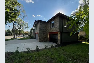 9100 Kenton Avenue, Skokie, IL 60076 - Photo 2