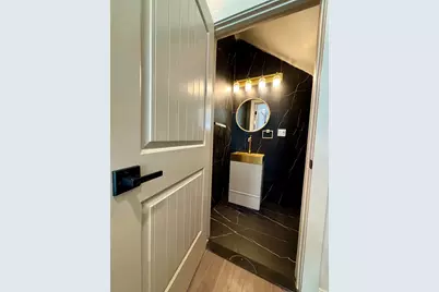 9100 Kenton Avenue, Skokie, IL 60076 - Photo 24