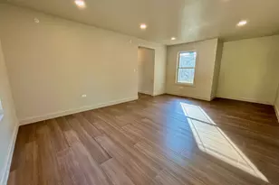 9100 Kenton Ave, Skokie, IL 60076 - Photo 32