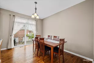 2951 Henley Ln, Naperville, IL 60540 - Photo 6
