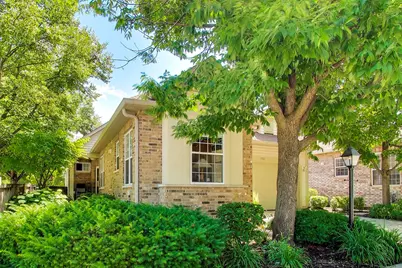 1701 Astor Avenue, Oakbrook Terrace, IL 60181 - Photo 1