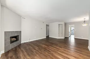 1736 S Washington St, Naperville, IL 60565 - Photo 8