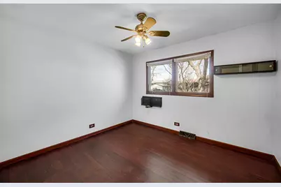 661 W Saint Aubin Drive, Addison, IL 60101 - Photo 20