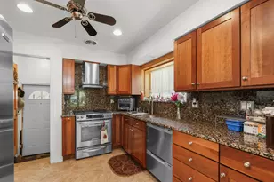 7555 N Neva Ave, Niles, IL 60714 - Photo 12