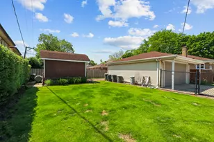 7555 N Neva Ave, Niles, IL 60714 - Photo 26