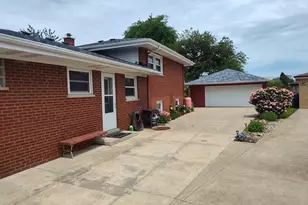 9809 S Albany Ave, Evergreen Park, IL 60805 - Photo 24