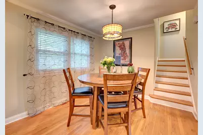 9809 S Albany Avenue, Evergreen Park, IL 60805 - Photo 8