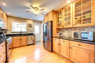 9809 S Albany Ave, Evergreen Park, IL 60805 - Photo 10