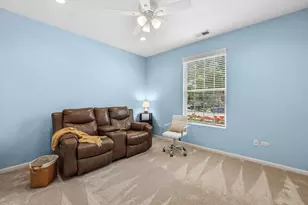 2787 Beacon Point Cir, Elgin, IL 60124 - Photo 26