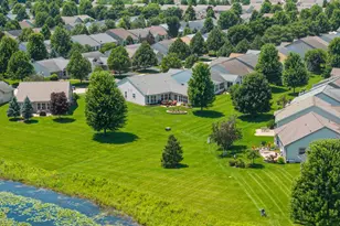 2787 Beacon Point Cir, Elgin, IL 60124 - Photo 4