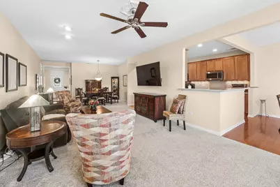 2787 Beacon Point Circle, Elgin, IL 60124 - Photo 10