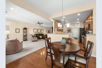 2787 Beacon Point Circle, Elgin, IL 60124 - Photo 12