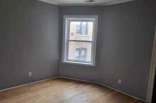 7307 S Bennett Ave, Chicago, IL 60649 - Photo 4