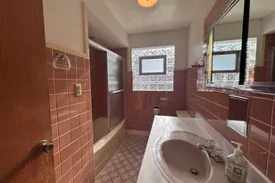 10315 Chaucer St, Westchester, IL 60154 - Photo 12