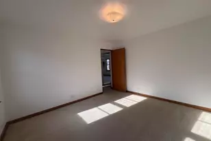 10315 Chaucer St, Westchester, IL 60154 - Photo 12