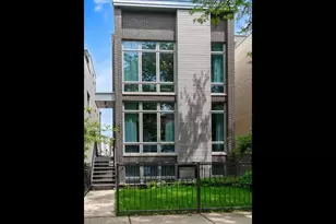 1844 W Erie St, Chicago, IL 60622 - Photo 1