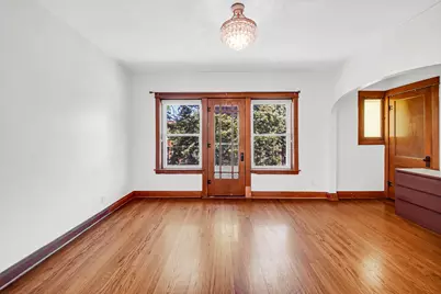 5233 W Cullom Avenue #2, Chicago, IL 60641 - Photo 4