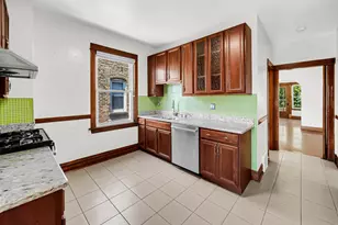 5233 W Cullom Ave, Chicago, IL 60641 - Photo 14
