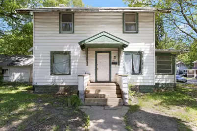 402 Royal Avenue, Rockford, IL 61101 - Photo 1