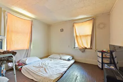 402 Royal Avenue, Rockford, IL 61101 - Photo 6