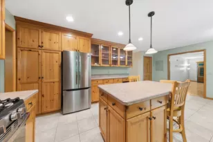 6N115 Riverside Dr, Saint Charles, IL 60174 - Photo 14