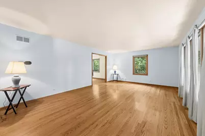 6N115 Riverside Drive, Saint Charles, IL 60174 - Photo 4