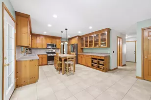 6N115 Riverside Dr, Saint Charles, IL 60174 - Photo 10