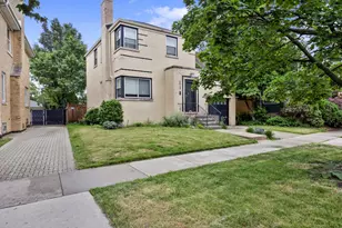 6938 Riverside Dr, Berwyn, IL 60402 - Photo 2